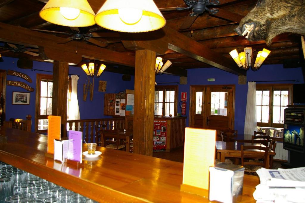 Hosteleria Santa Cruz Santa Cruz De La Seros Bagian luar foto